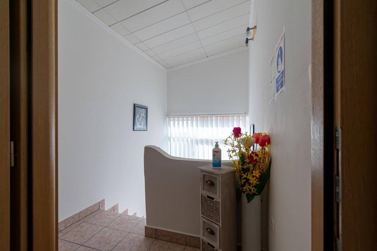 Apartments By The Sea Mandre, Pag - 4093 科兰 外观 照片