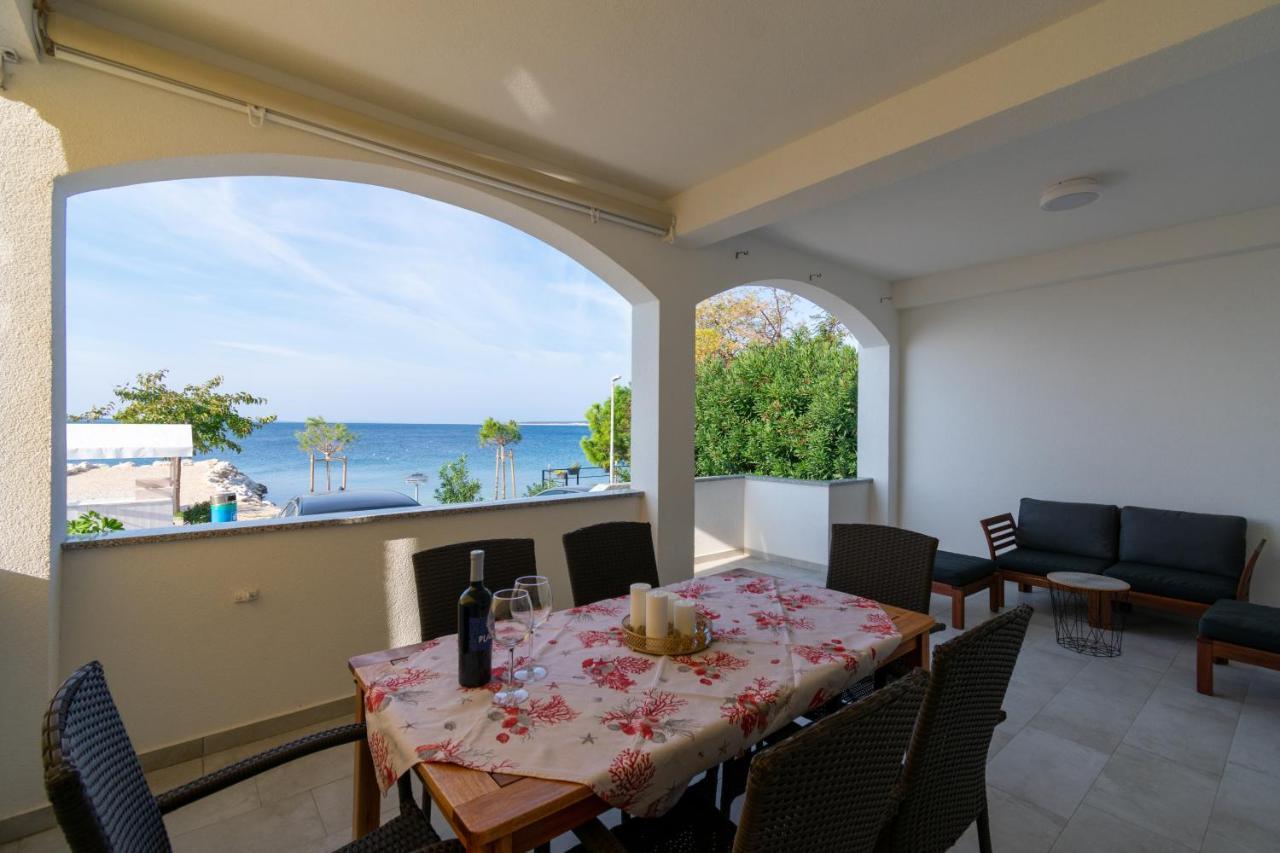 Apartments By The Sea Mandre, Pag - 4093 科兰 外观 照片