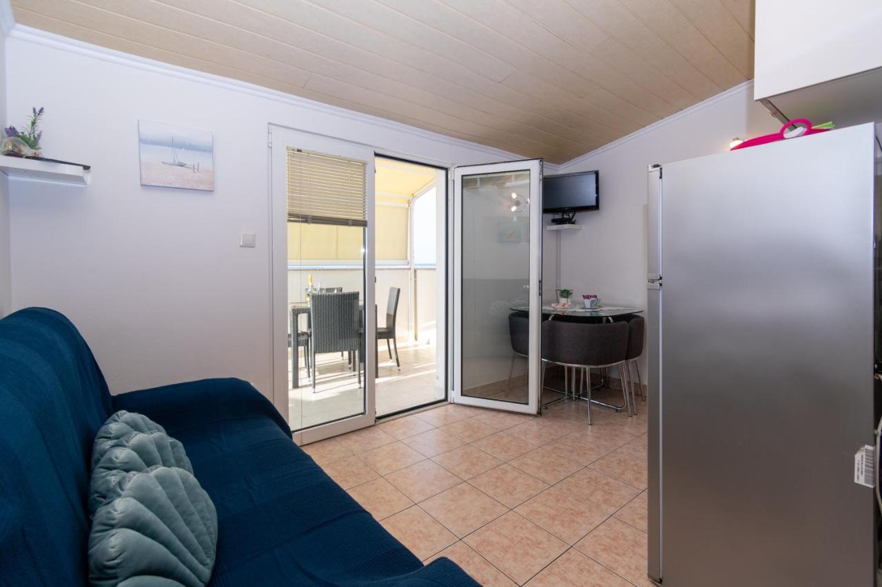 Apartments By The Sea Mandre, Pag - 4093 科兰 外观 照片