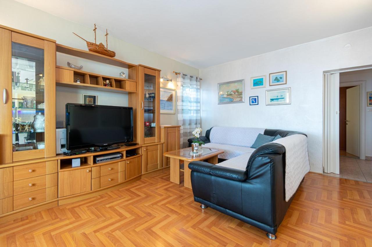 Apartments By The Sea Mandre, Pag - 4093 科兰 外观 照片