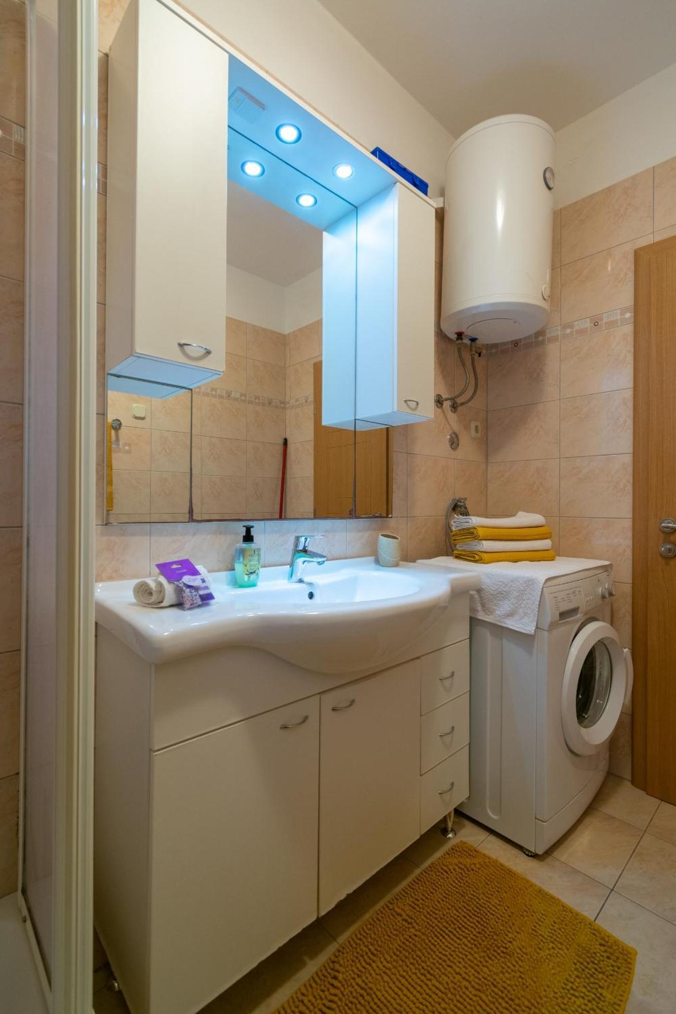 Apartments By The Sea Mandre, Pag - 4093 科兰 客房 照片
